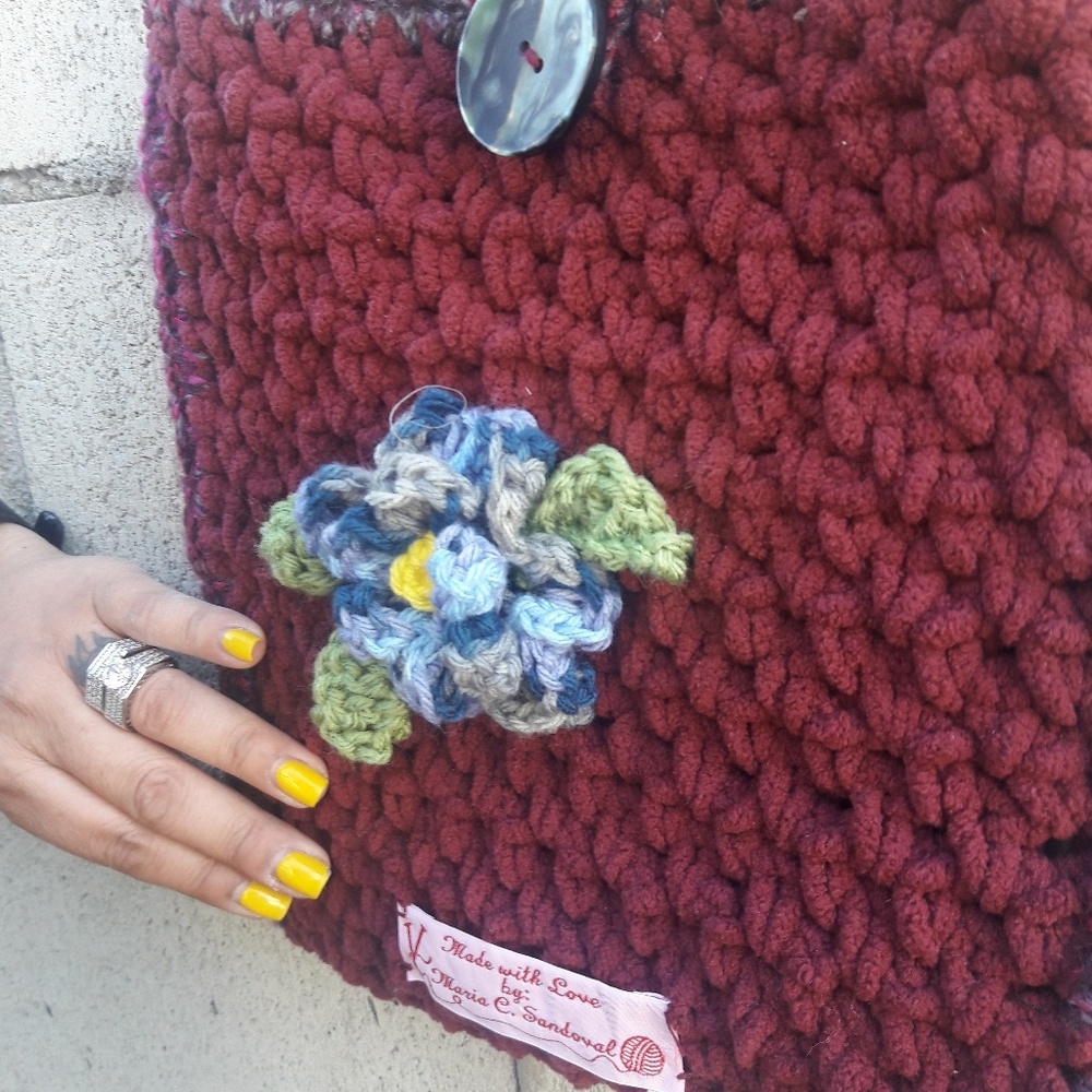 Handmade Knit Purse by FridaCarmenDesigns